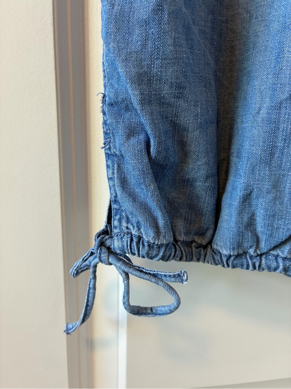 Chambray button down with ties - Picture 2 of 6